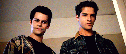 miss-kitty-whumptastic:  scottstiles:   Favorite Sciles Moments: 31/?      Funny and whumpy :) 