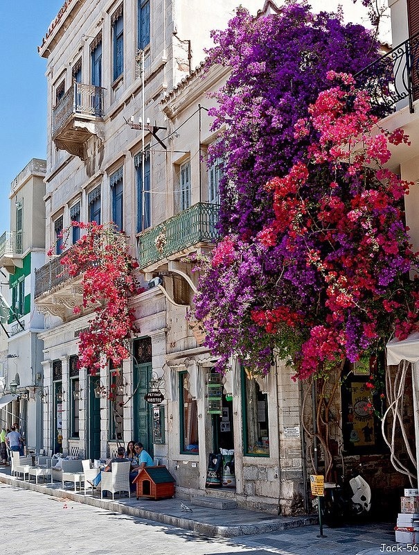 beautifulgreece:  Beautiful Greek Island of Syros in Aegean sea. 