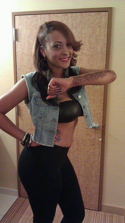 pookaluvcurves:  Pookaluvcurves..achontishanise..but her sister looking Gud too