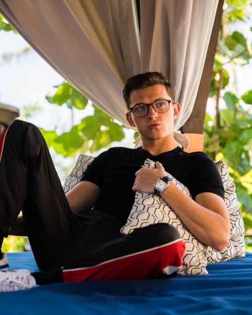 starksparker:TOM HOLLAND Esquire Magazine