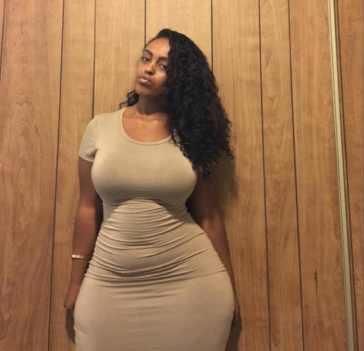 jazziedadd:  SexyGorgeous &amp; Bustin'Loose Titties…  Ms MsrTaye…. 😍