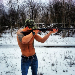 militarymencollection:  military men collection  turns me on!!