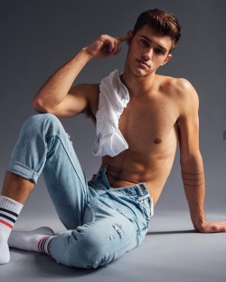 jocks–in–socks: