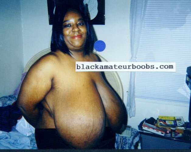 hugeheavytits:  http://hugeheavytits.tumblr.com/ Ladies - send in your big boob submissions