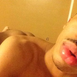 enriqueexposed:  www.therealiist.tumblr.com  Them lips to compliment that pretty booty#lips