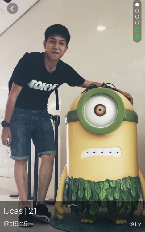 alllung:  whiteguyhongkong:  hkboyyyyy:  Hkg cute cute btm  Wanna play with him  Any one has his bod