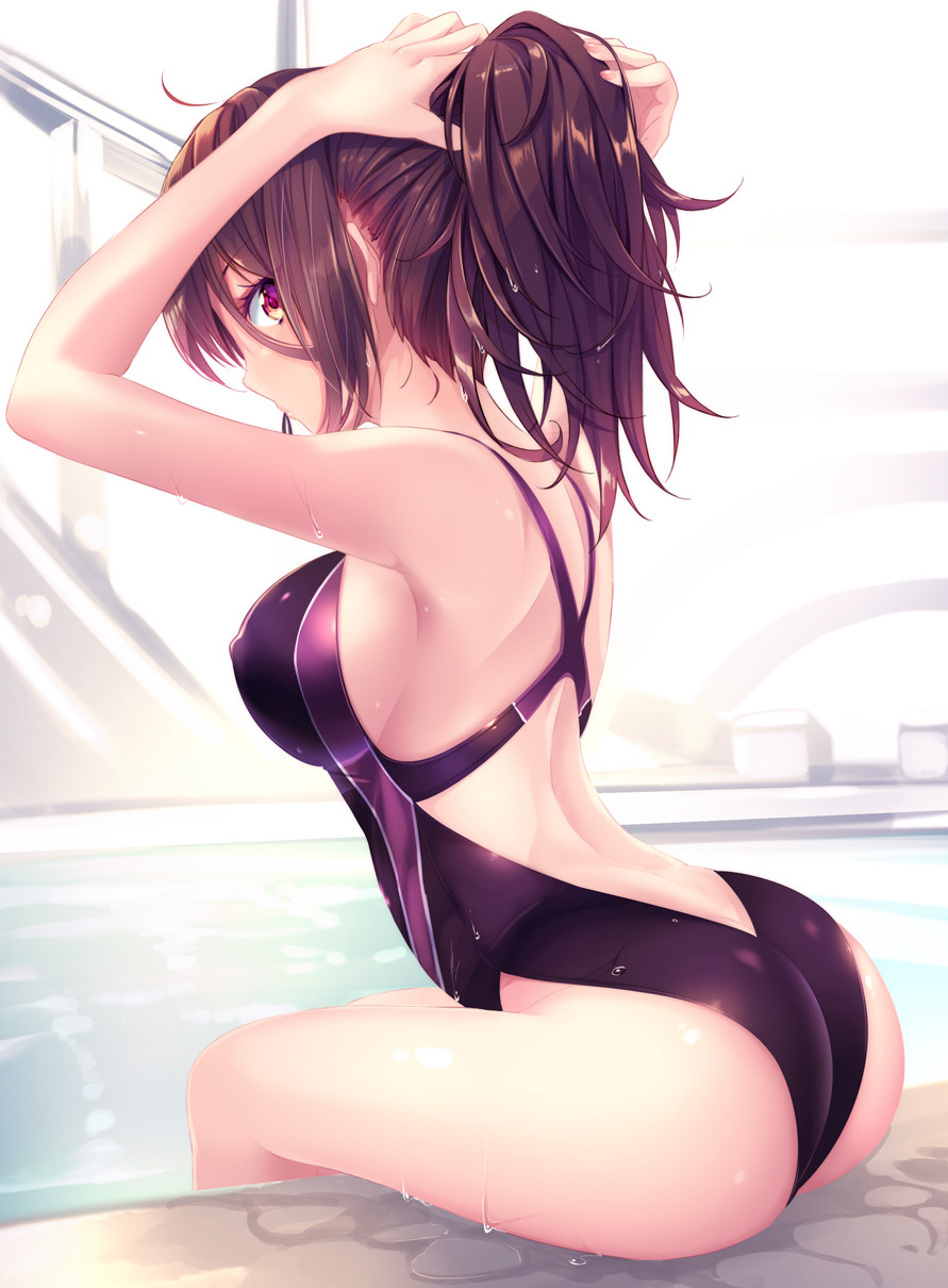 sweet-omankoppai:  I find one-piece swimsuits to be more appealing and sexier than