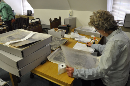 As The Textile Museum prepares to move the Arthur D. Jenkins Library of Textile Arts, volunteers (fr