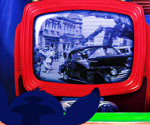 amandaseyfried:4K CELEBRATION ★ TOP 10 FAVOURITE MOVIES VOTED AS BY MY FOLLOWERS↳ #7 Lilo and Stitch