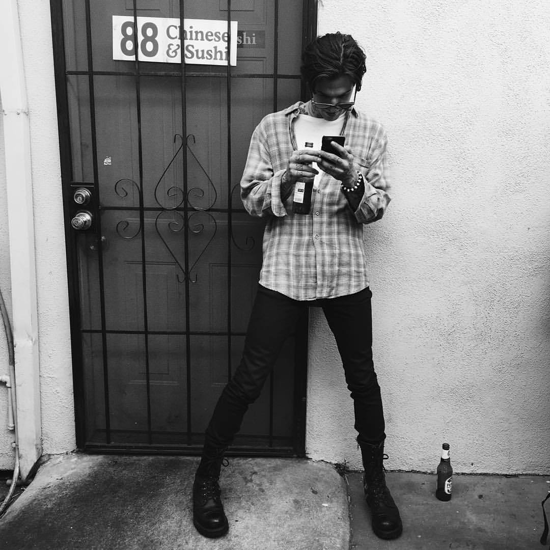 olddirtytshirt:  (📷: @superduperbrick)