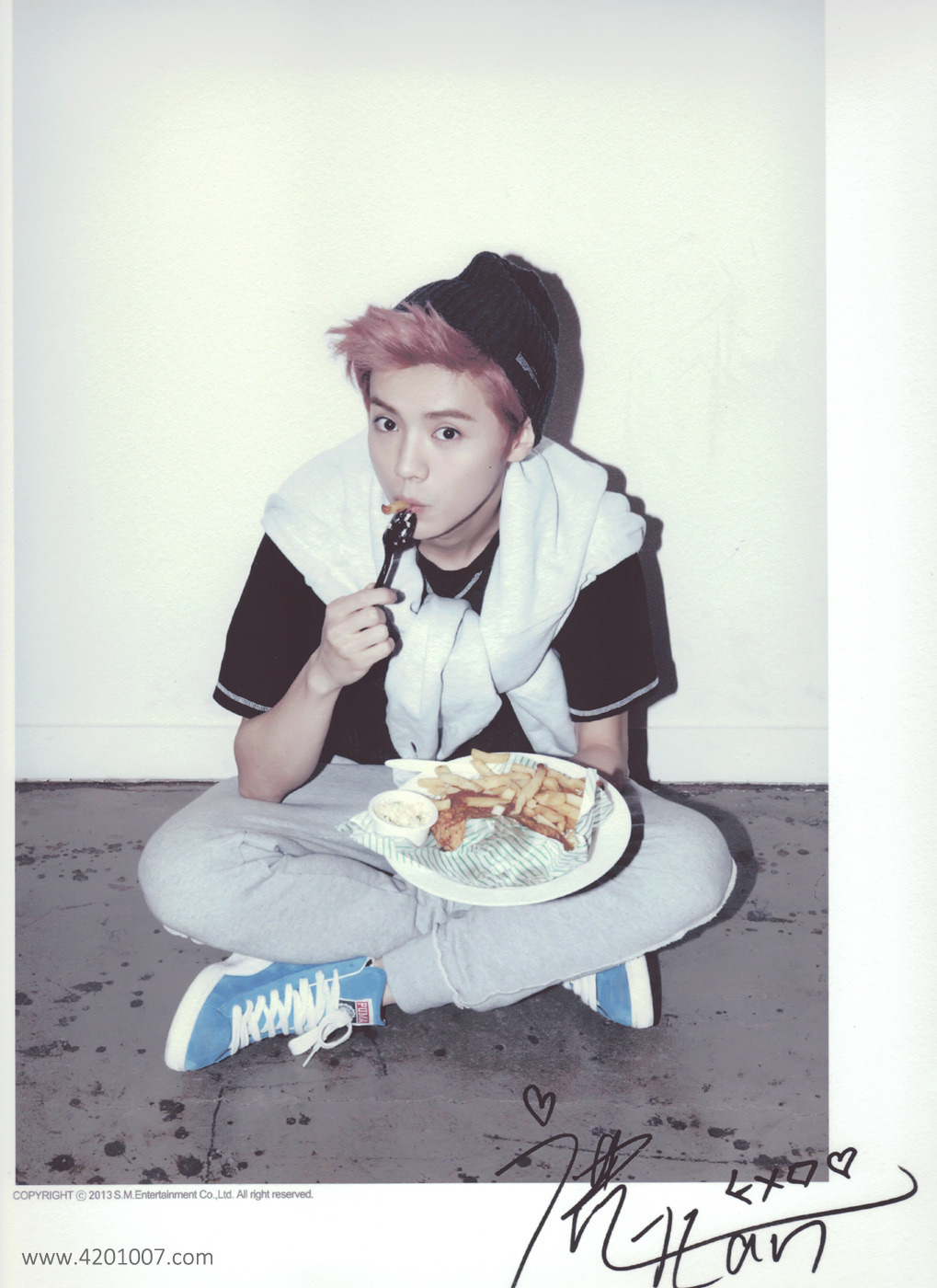 fylu-han:  [© RoomMate]   