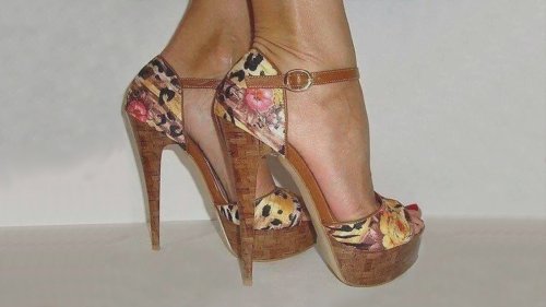 dorsay heels