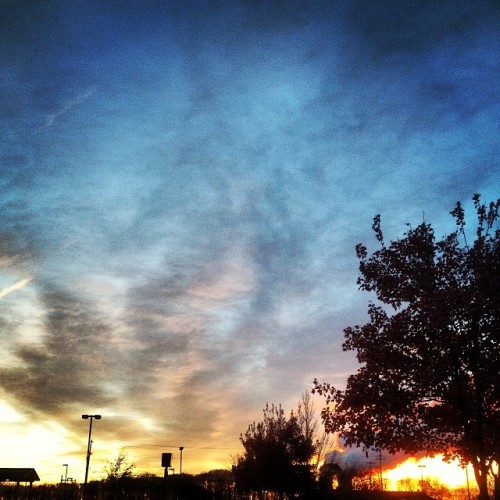 #skyporn from this morning. #sky #cloudporn #clouds #sunrise #dawn #beautiful