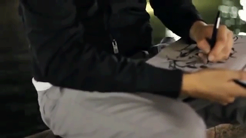 kaelsinclair:   DOES x Well Dressed Vandals  .Gif set of digitaldoes in Sydney supported by welldressedvandals. Title above links to the video. Any more .Gif requests?
