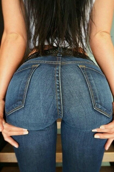 girlstightjeans:    Follow me for more👌 💕Girls In Tight Jeans💕   