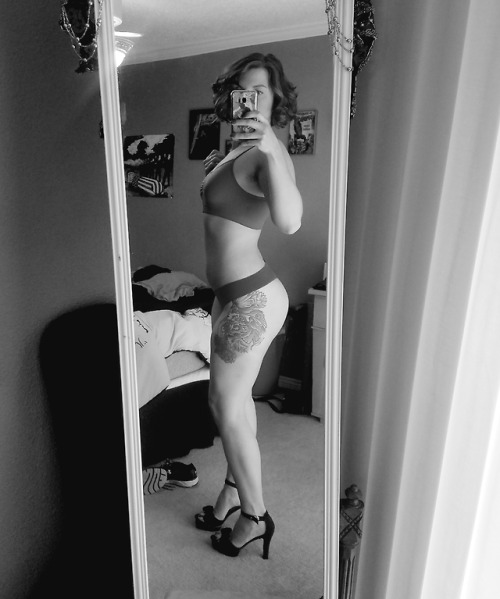 ladypapillonxxx: Hope your Sunday is lazy and cum-filled 😉