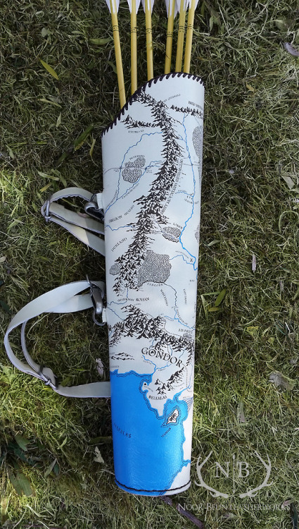 ceryneian-archer:I’m so incredibly proud to finally show you my brand new personal quiver!It is a wh