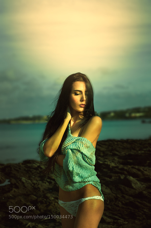 500pxbeauty:  Silence by angelo_dau