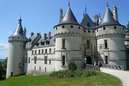 castlesandmedievals:château de ChaumontThe Château de Chaumont (or Château de Chaumont-sur-Loire) 