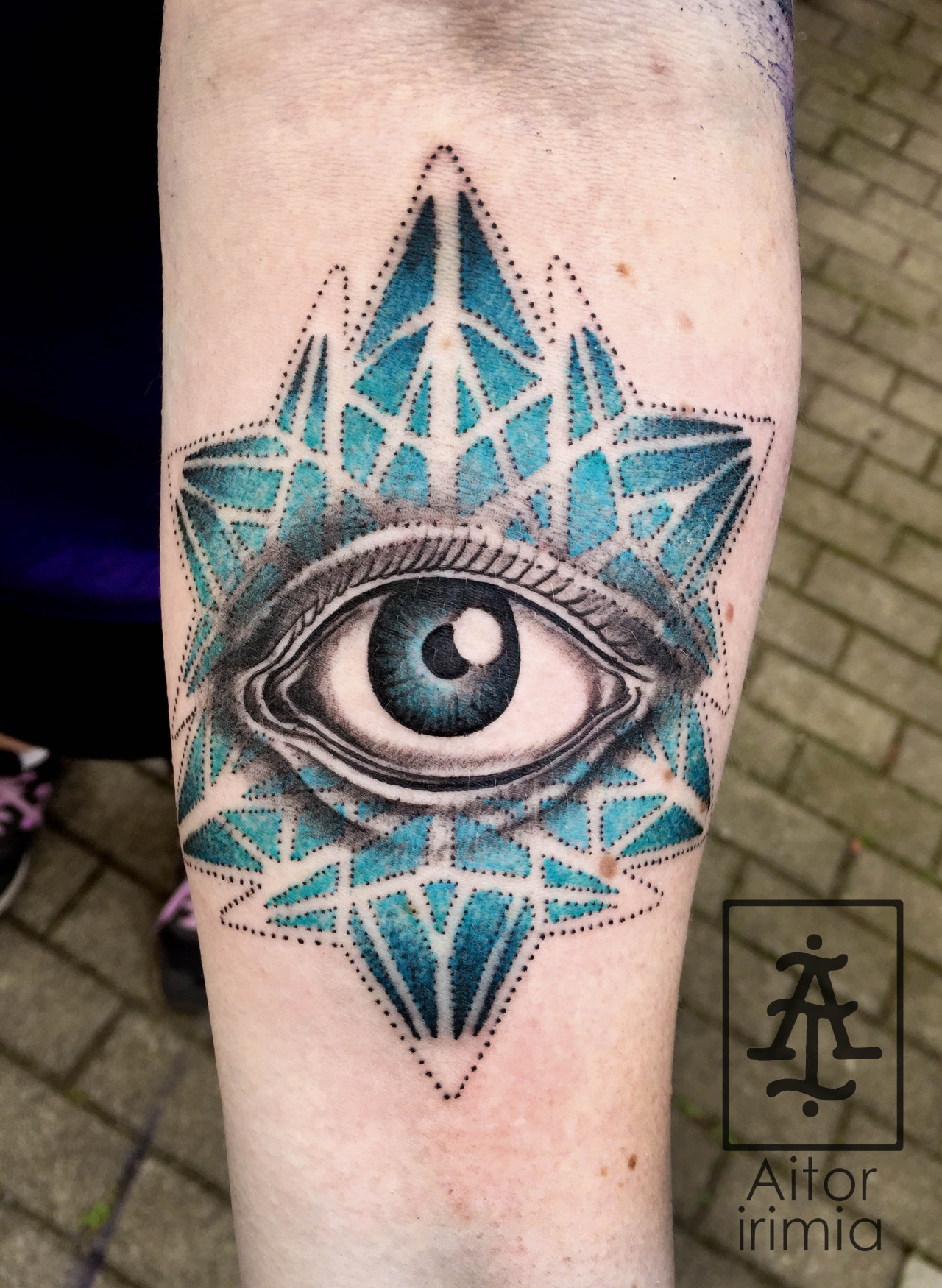 fuckyeahtattoos:  Done at Inklabs Dresden by Aitor Irimia from Madrid Spain aitoririmia@Hotmail.com