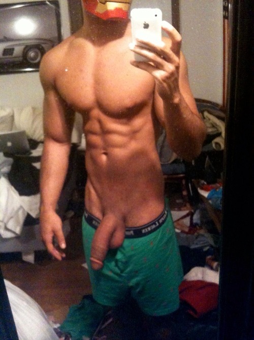 frogboi24:  gdr1:  Creme d’ la’ Creme follow @ gdr1.tumblr.com  Whoa holy shit