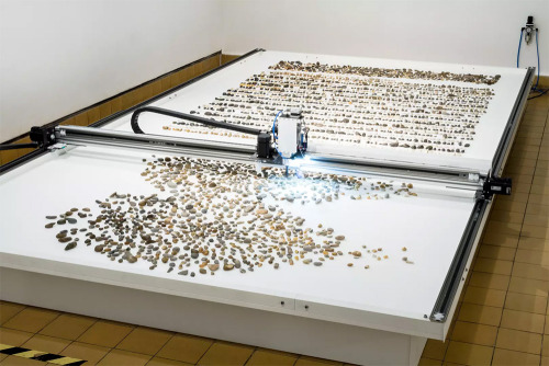 stuffguyswant:Kinetic Installations Organizes Thousands of Random River Stones by Geological Age Des