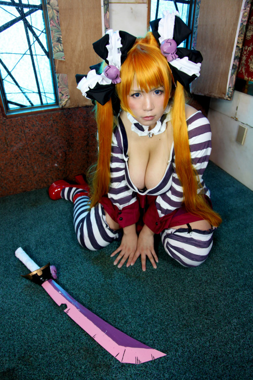 mariposa luz de la luna (Criminal Girls - adult photos