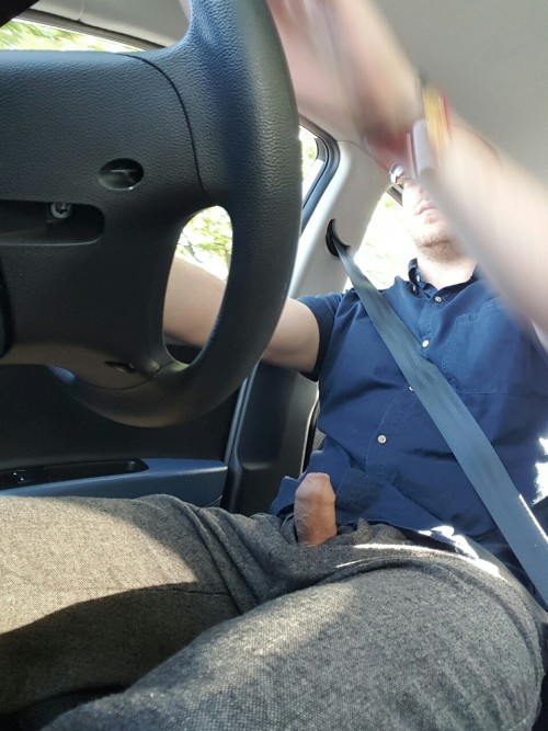 leet86:Driving with cock on show