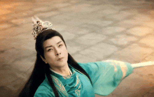 "Shen Jingzhou's Blizzard Sword Sure Precedes Its Reputation. When Eunuch Jade Deity Was 17, He Became