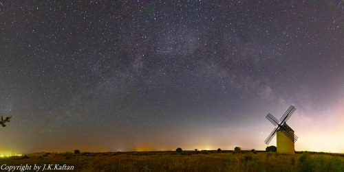 Milky Way Times, Tiempos de Vía Láctea by Joerg Kaftan Trying to get the entire Arch of the Milky Wa