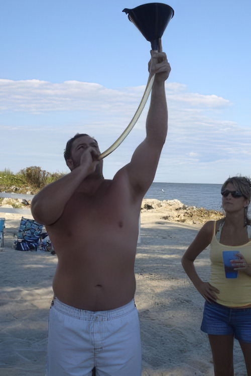 hunky-to-chunky: bearmythology:This image was part of a post that got flagged (as there was peen). A