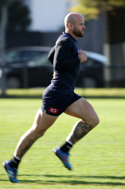 roscoe66:   Nathan Jones of the Melbourne Demons  