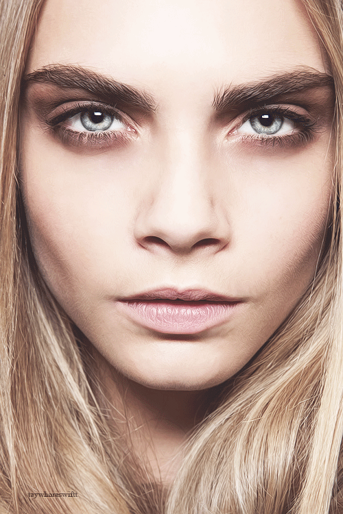 taywhoreswiftt:  23/∞ pictures of Cara Delevingne. 