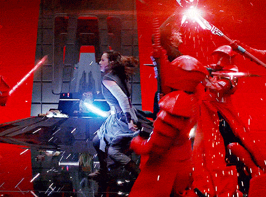 winterswake:Rey and Ben + physical contact