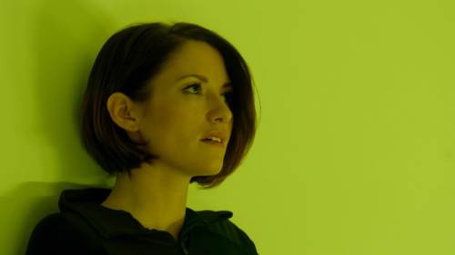 supergirlfansworld:Screen Captures #Supergirl 1.17 - Manhunter MoreScreen Captures Chyler Leigh (A