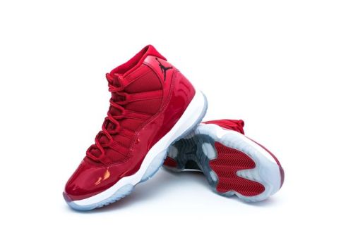 Air Jordan 11 Retro &ldquo;Win Like &lsquo;96&rdquo; Buy via: bit.ly/2jfjtAH