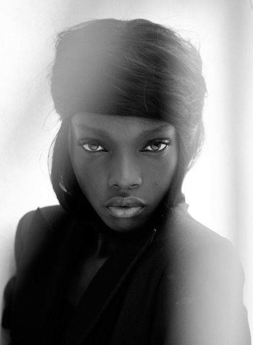 cultureunseen:  Congolese Model Chistelle Mbila - Artist to Watch! 