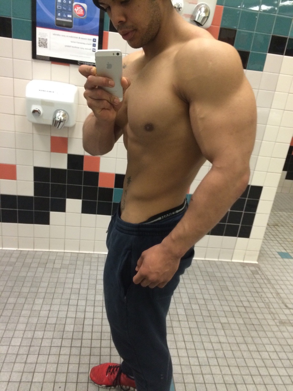 steadymirin:  blasian-aesthetics:  The pump was unreal today   mirin