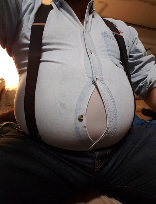 dezmik:  I bought suspenders! But my only button up is a little too snug haha.