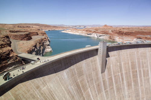 inlandwest:Challenge at Glen Canyon, a film about the 1983 spillway incident.