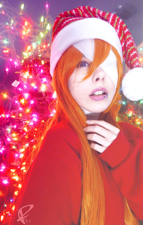   Christmas was better in Germany! The only festive thing I’ve shot this year, and it’s Asuka cosplay! HAHA. Photography by Hollow2.5 Happy holidays to all of my followers, thanks for another whole year with me.  