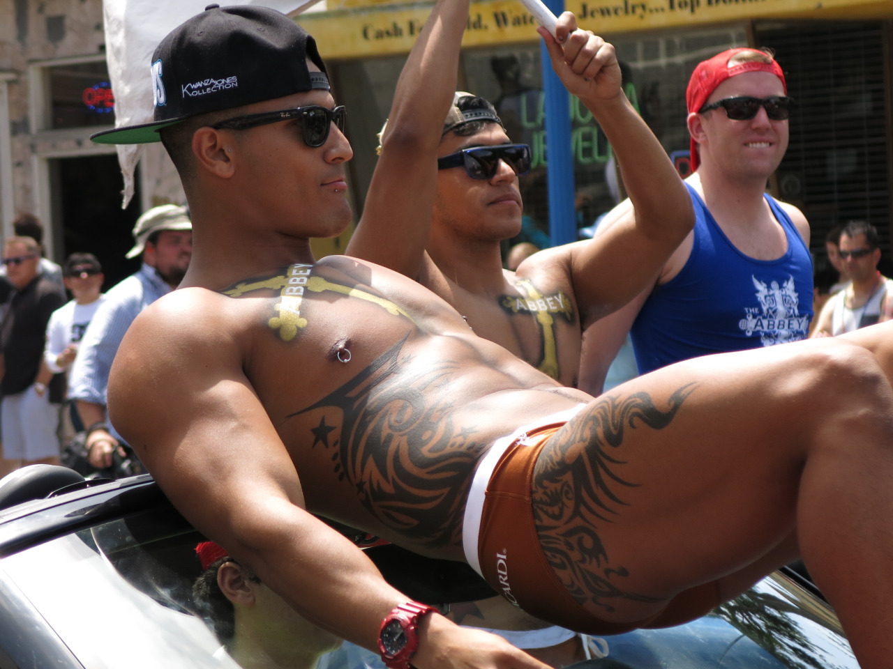 fyeahalexsanchez:    Alex Sanchez, throwback to LA Pride 2013, Abbey entourage  
