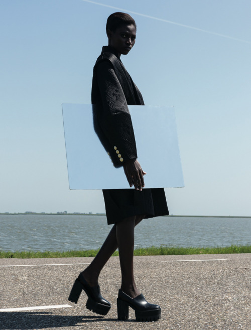  Kinée Diouf By Viviane Sassen For AnOther Magazine Autumn 2013