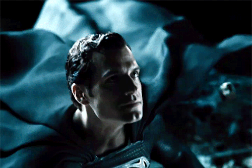henrycavilledits:HENRY CAVILL as Clark Kent/Superman ─ Zack Snyder’s Justice League (2021)