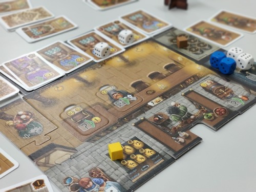 Boardgame Memo 深い谷の酒場 評価 6 10 デッキビルド ダイスドラフトで 酒場経営 ヴァルシュの９０分級