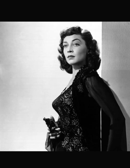 Marie Windsor Nudes & Noises  