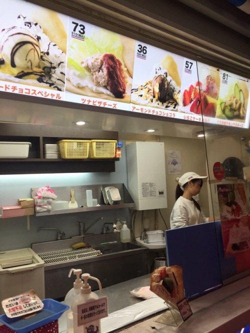 tokyomicma:  Harajuku crêpes eyyyy✨