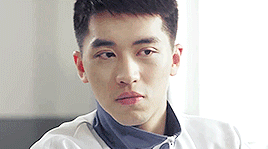 drama-jar:    ↳ Addicted x EP15 “You’re mine.”   白洛因 许巍洲 黄景瑜顾海