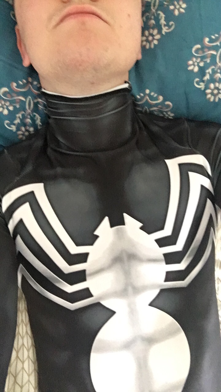 longshanks93:  So that’s my halloween sorted for this year - lil symbiote spideyslut!