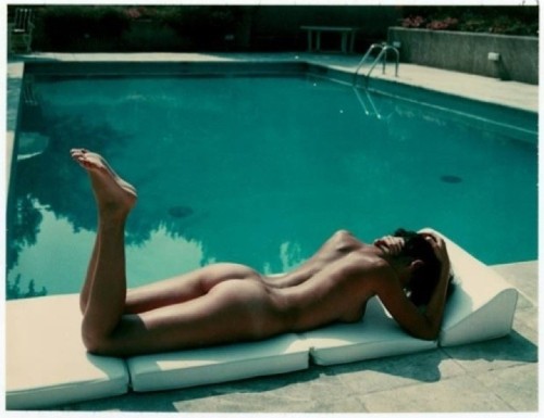 deshistoiresdemode:  Polaroid by Helmut Newton, 1970.